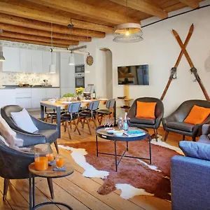 Chalet Le Swansdoors - Ovo Network, Annecy